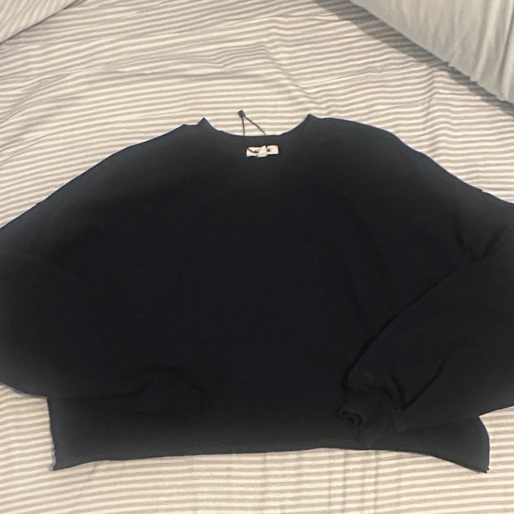 Cropped garage navy crewneck